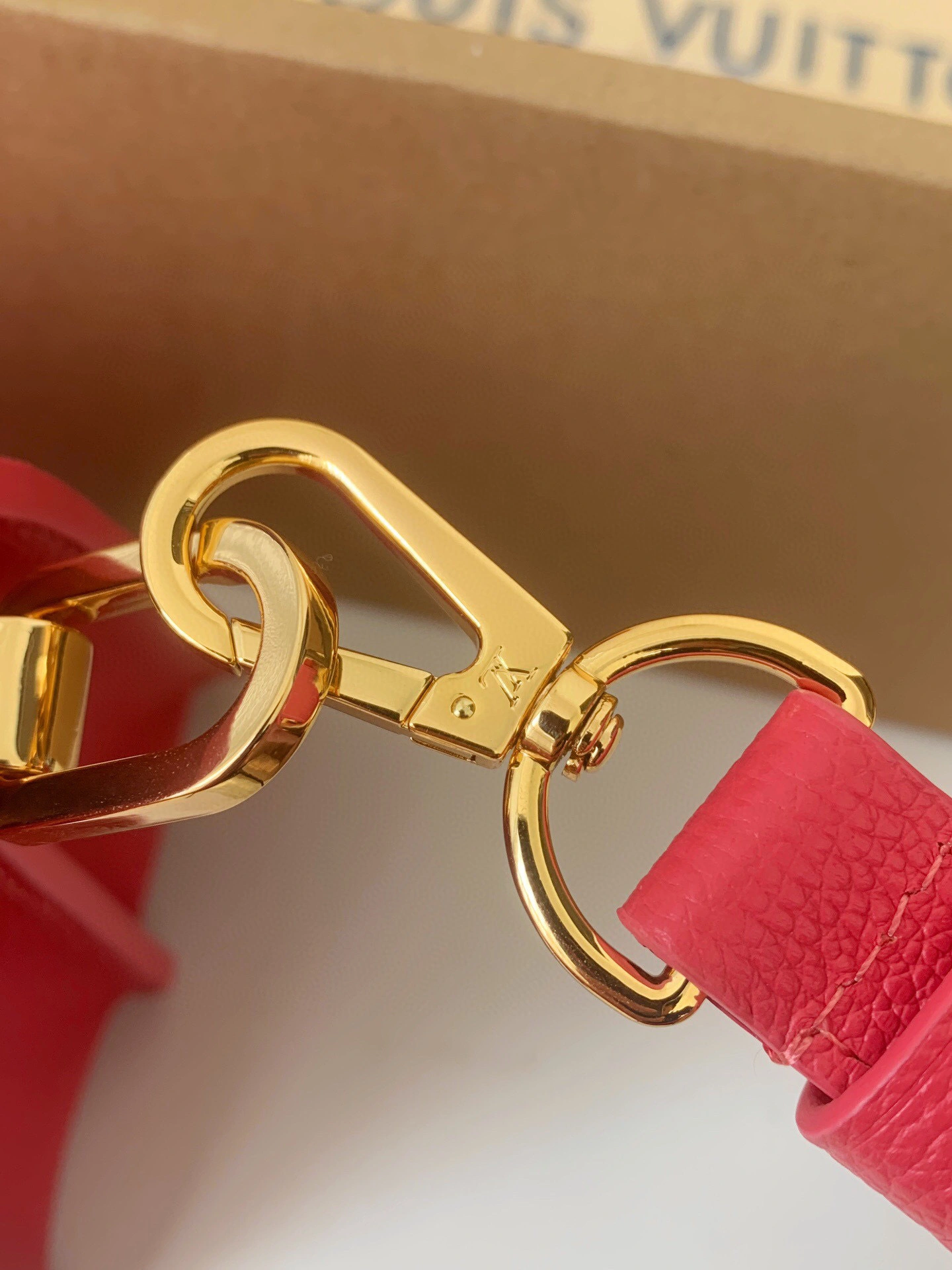 MOMO- high quality version M20747 DAUPHINE calfskin item：B-B000K1822C