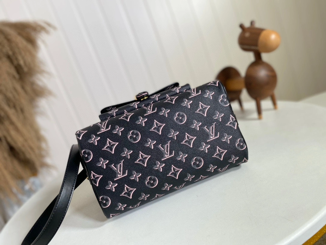 MOMO- high quality version M20852 Speedy 25 item：B-B000K1922C