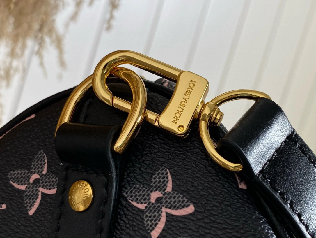MOMO- high quality version M20852 Speedy 25 item：B-B000K1922C
