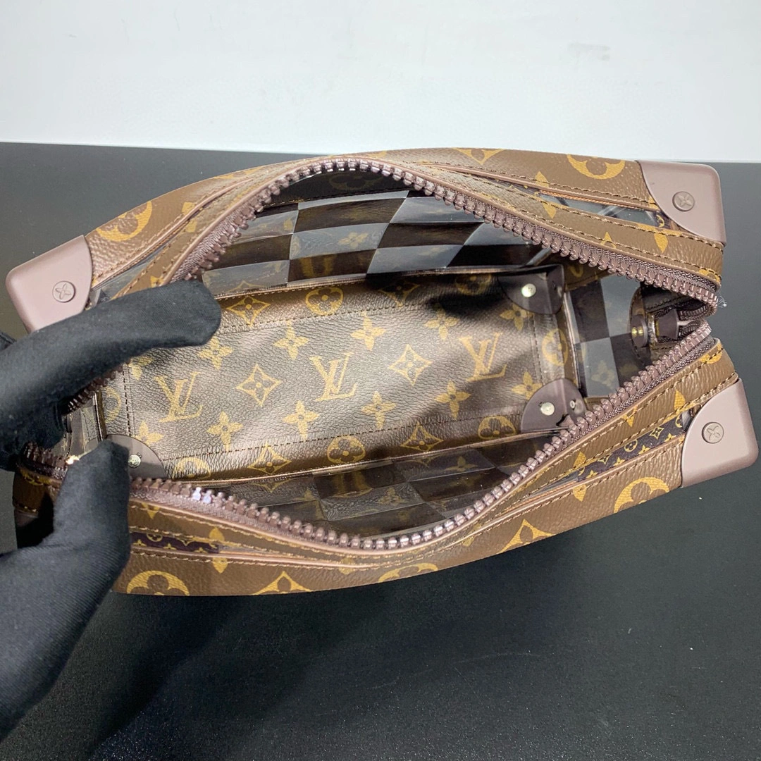 MOMO- high quality version M20871 Slim Soft Trunk item：B-B000K0511C