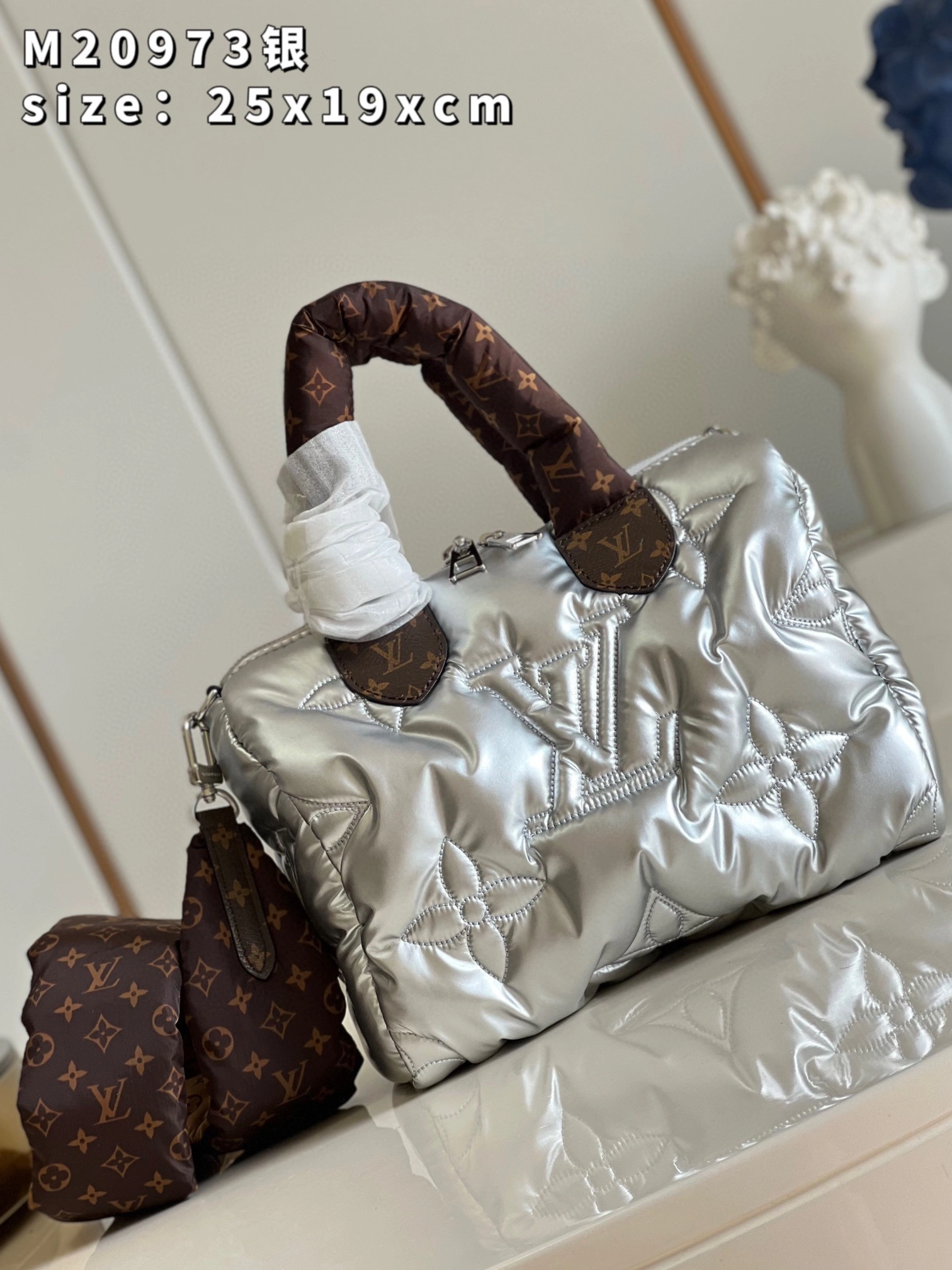 MOMO- high quality version M20973 Pillow Speedy Bandoulière 25 item：B-B000K1904C