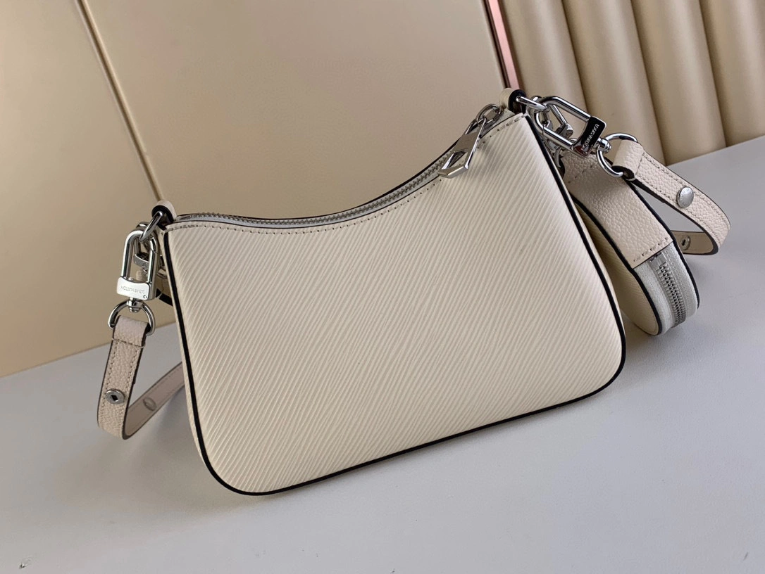 &MOMO- high quality version M20999 Marellini item：C-B000A1424C