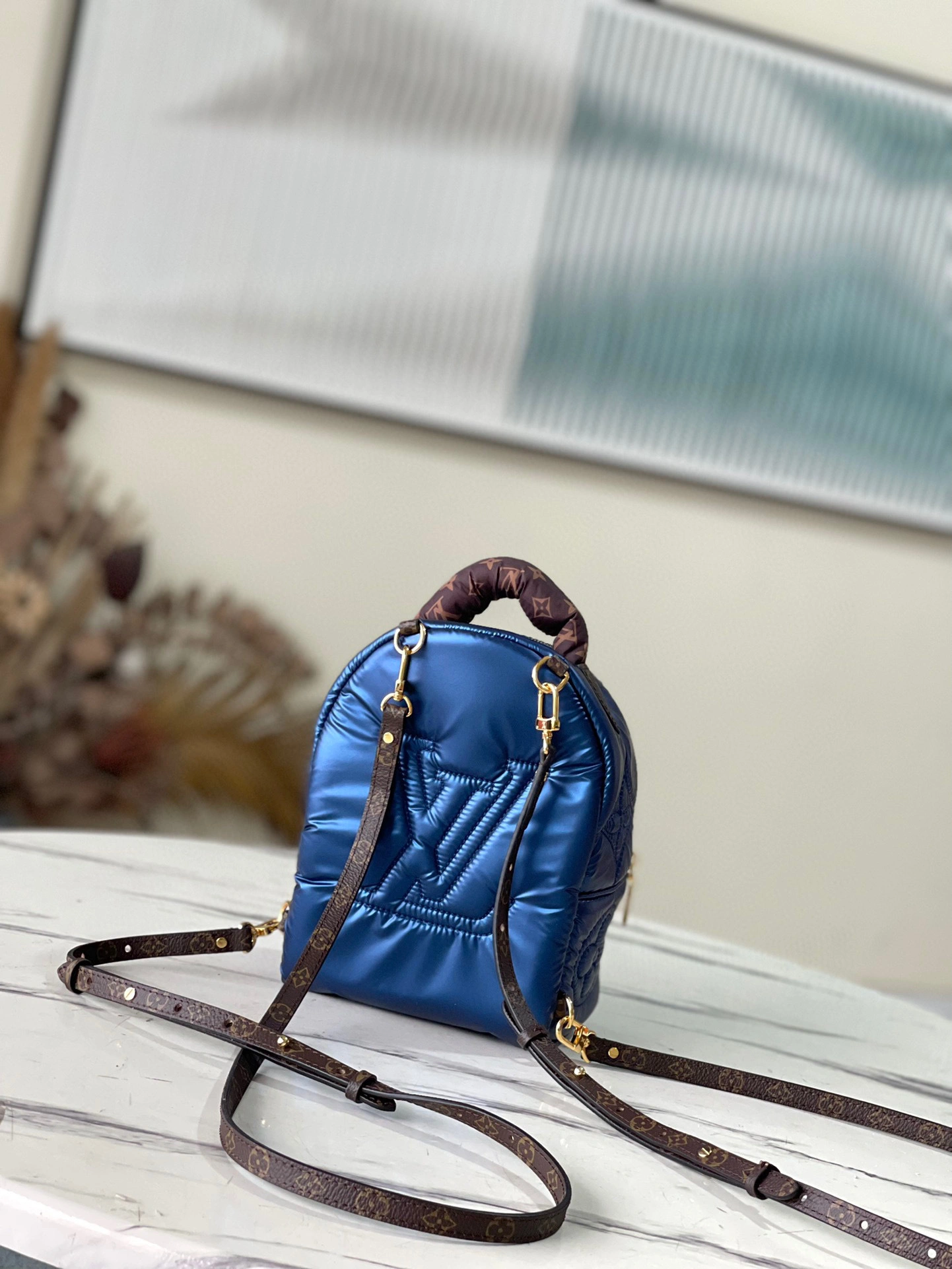 MOMO- high quality version M21060 Pillow Palm Springs item：B-B040K1824C