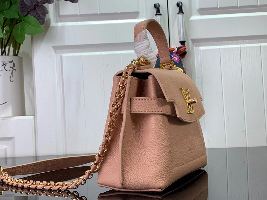 &MOMO- high quality version M21088 Lockme Ever cowhide item：B-B063K1012C