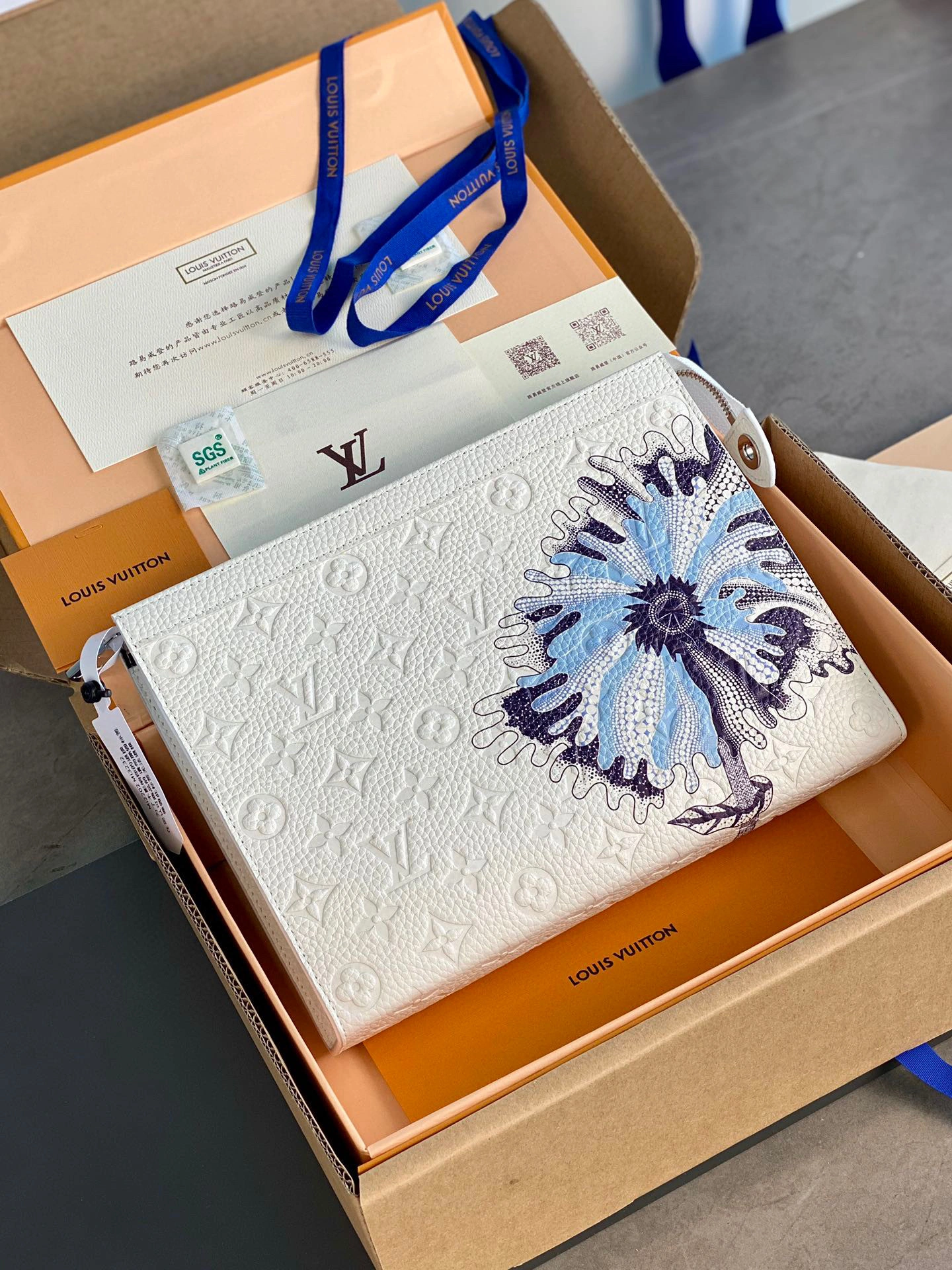 MOMO- high quality version M21681 item：C-B000A3109C
