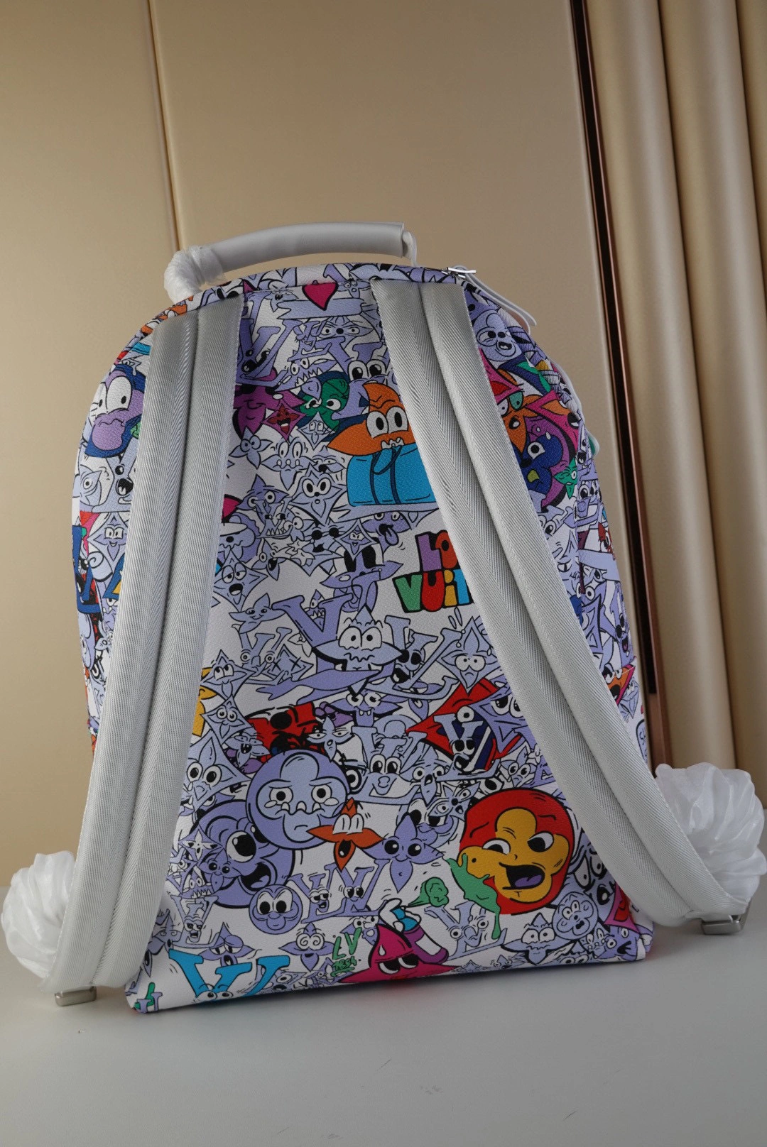MOMO- high quality version M21846 Multipocket item：C-B000A1419C