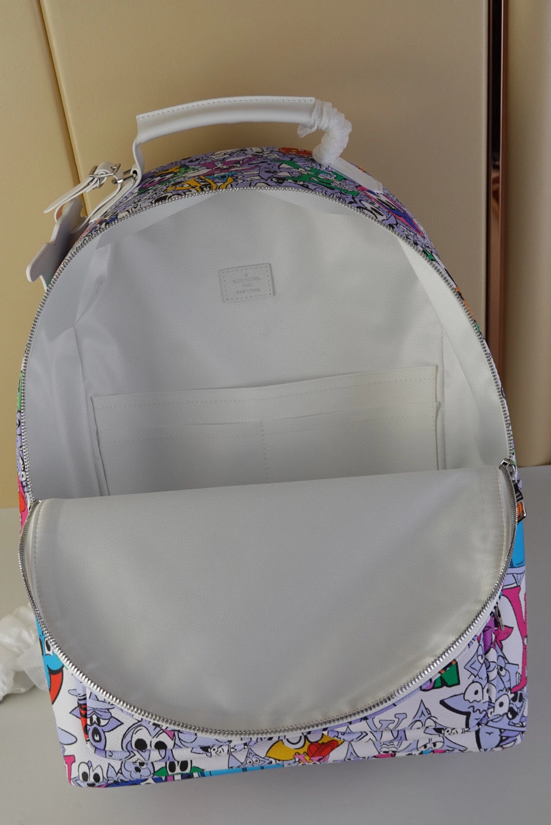 MOMO- high quality version M21846 Multipocket item：C-B000A1419C