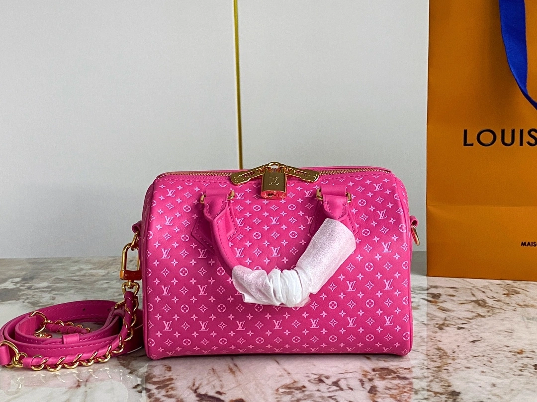 MOMO- high quality version M22286 speedy item：C-B000C2708C