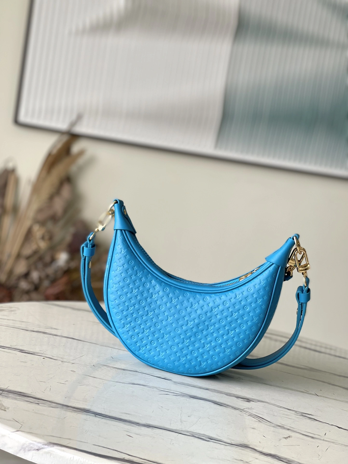 MOMO- high quality version M22593 Loop item：C-B000C1803C