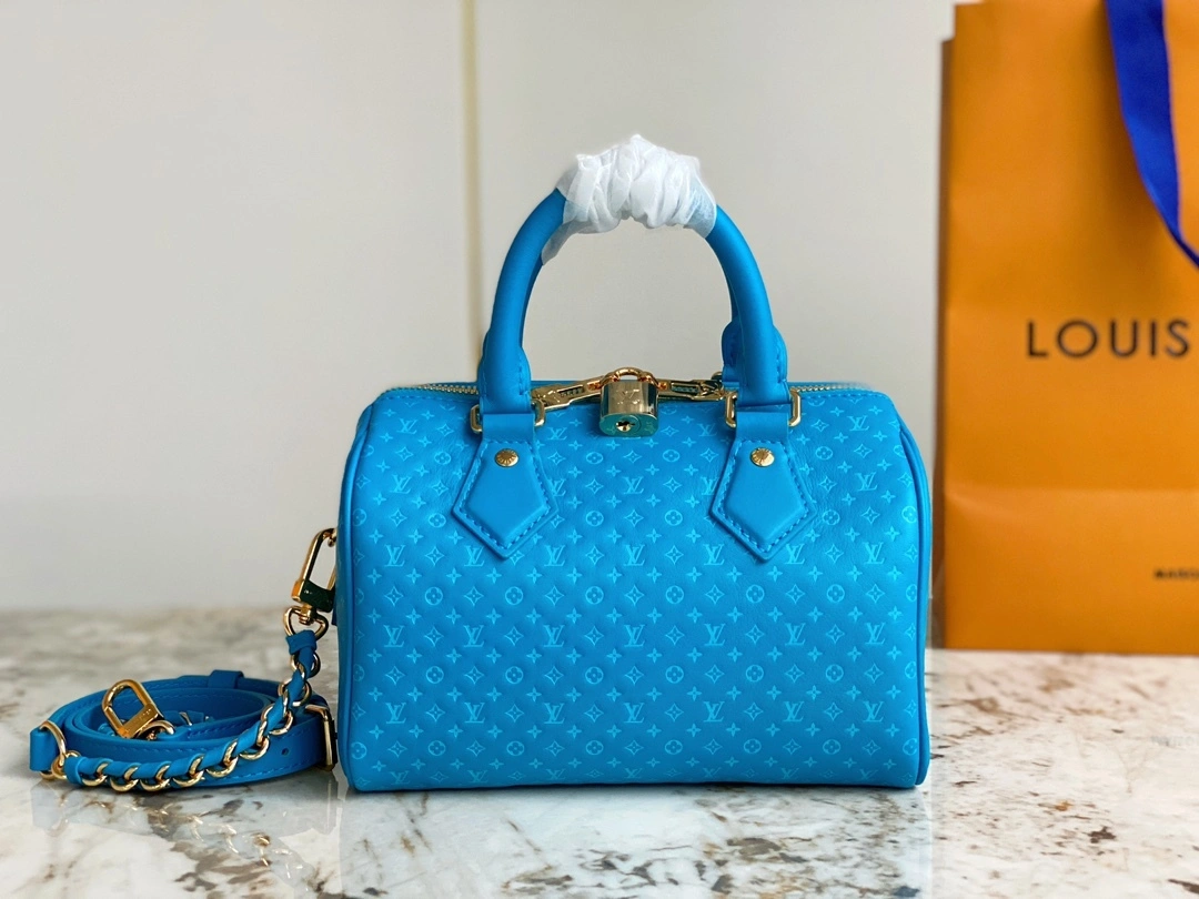 MOMO- high quality version M22596 speedy item：C-B000C2707C