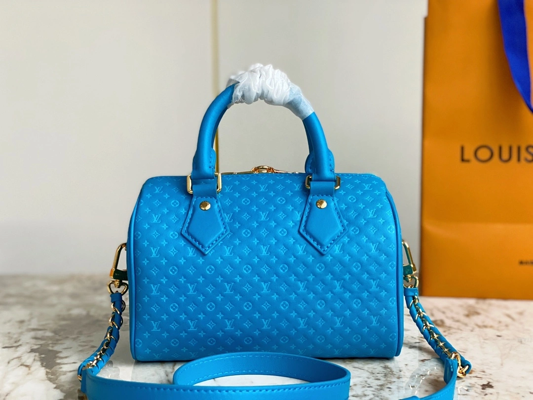 MOMO- high quality version M22596 speedy item：C-B000C2707C