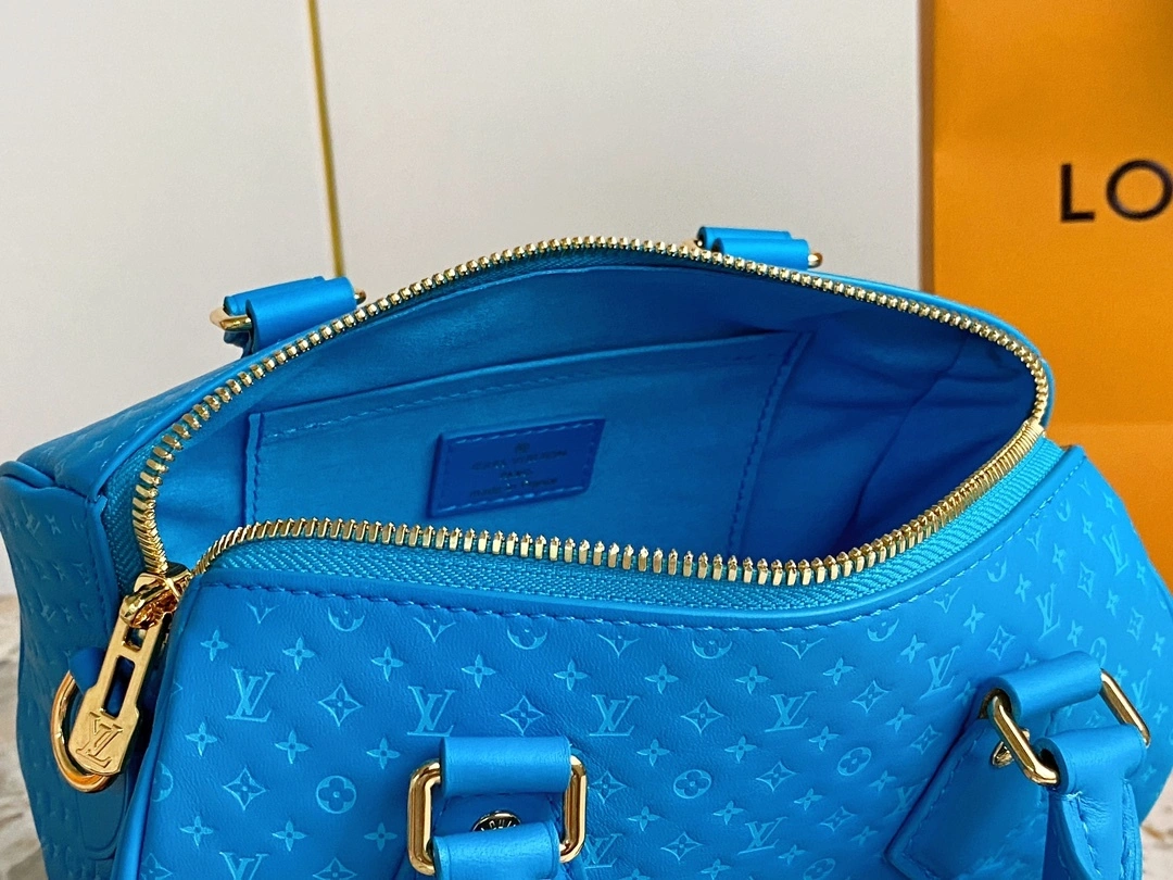 MOMO- high quality version M22596 speedy item：C-B000C2707C