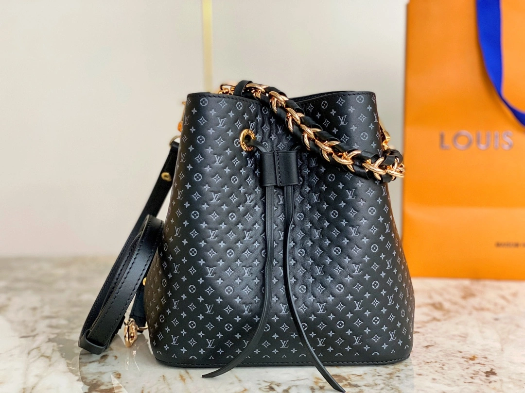 MOMO- high quality version M22598 NeoNoé BB cowhide item：C-B000C2710C