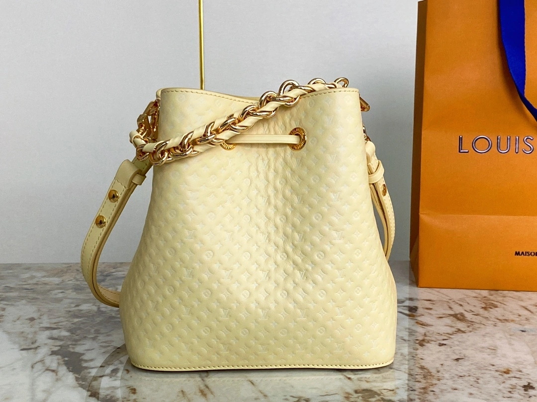 MOMO- high quality version M22599 cowhide item：C-B000C2709C