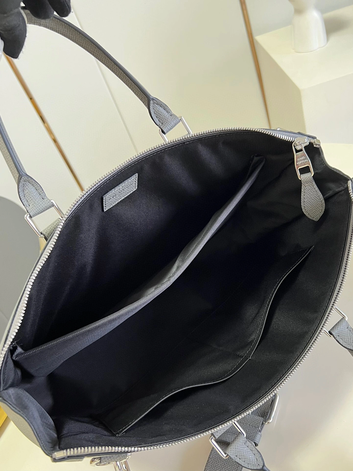 MOMO- high quality version M30856 Slim item：B-B564K0522C