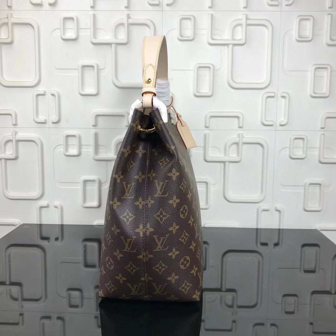 MOMO- high quality version M43704 item：B-B063J1707C