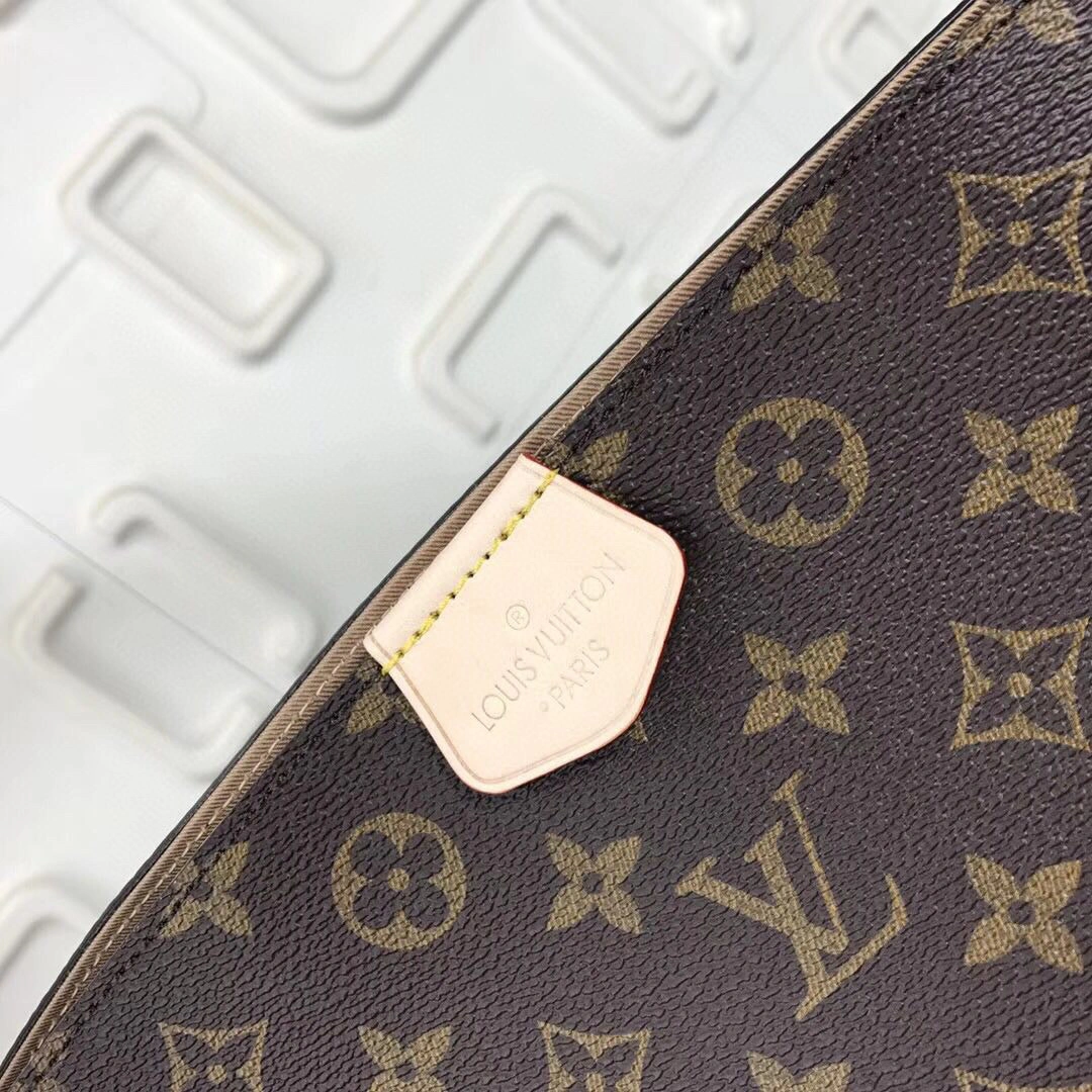 MOMO- high quality version M43704 item：B-B063J1707C