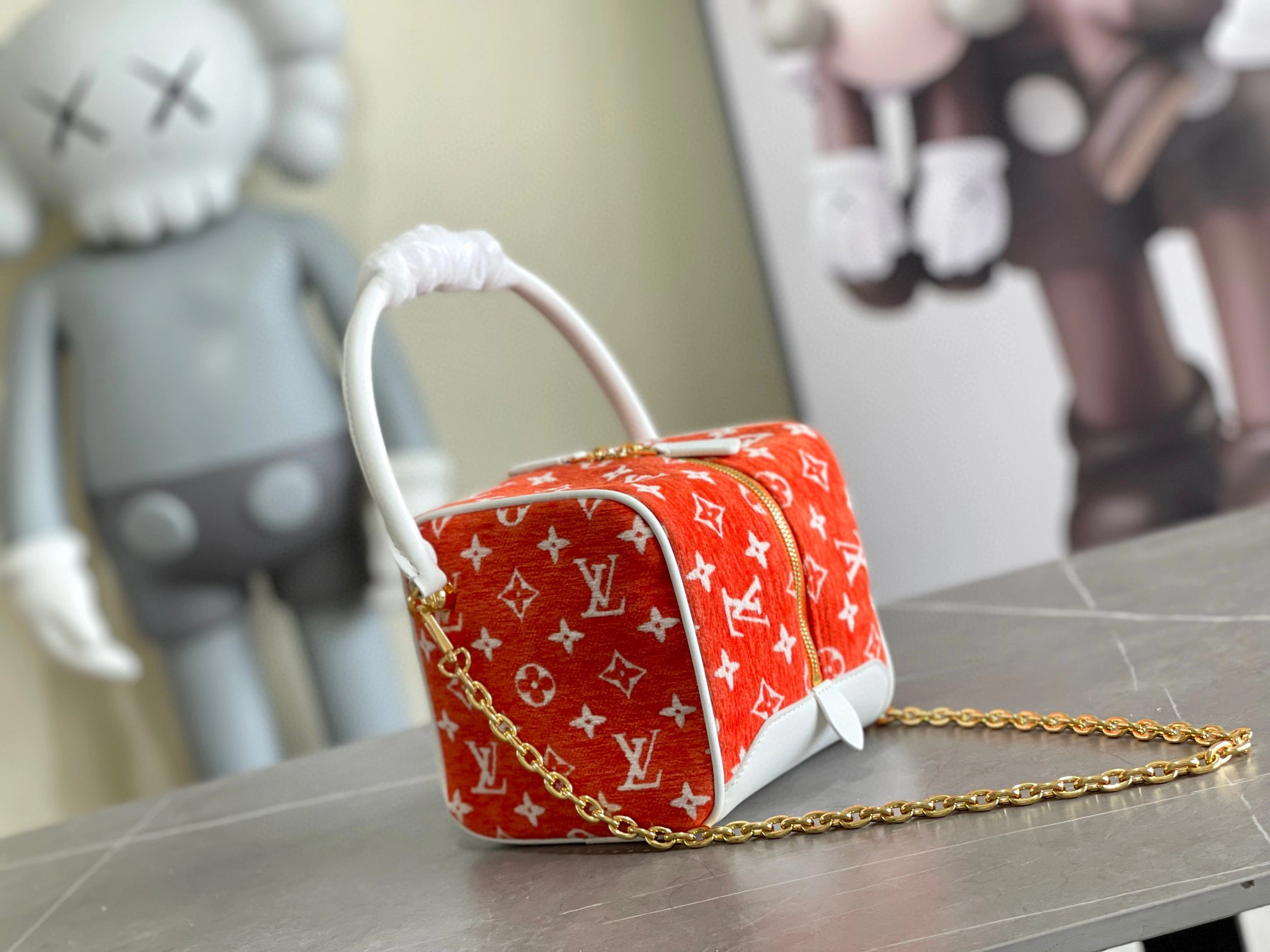MOMO- high quality version M46212 SQUARE calfskin item：B-B000K1823C