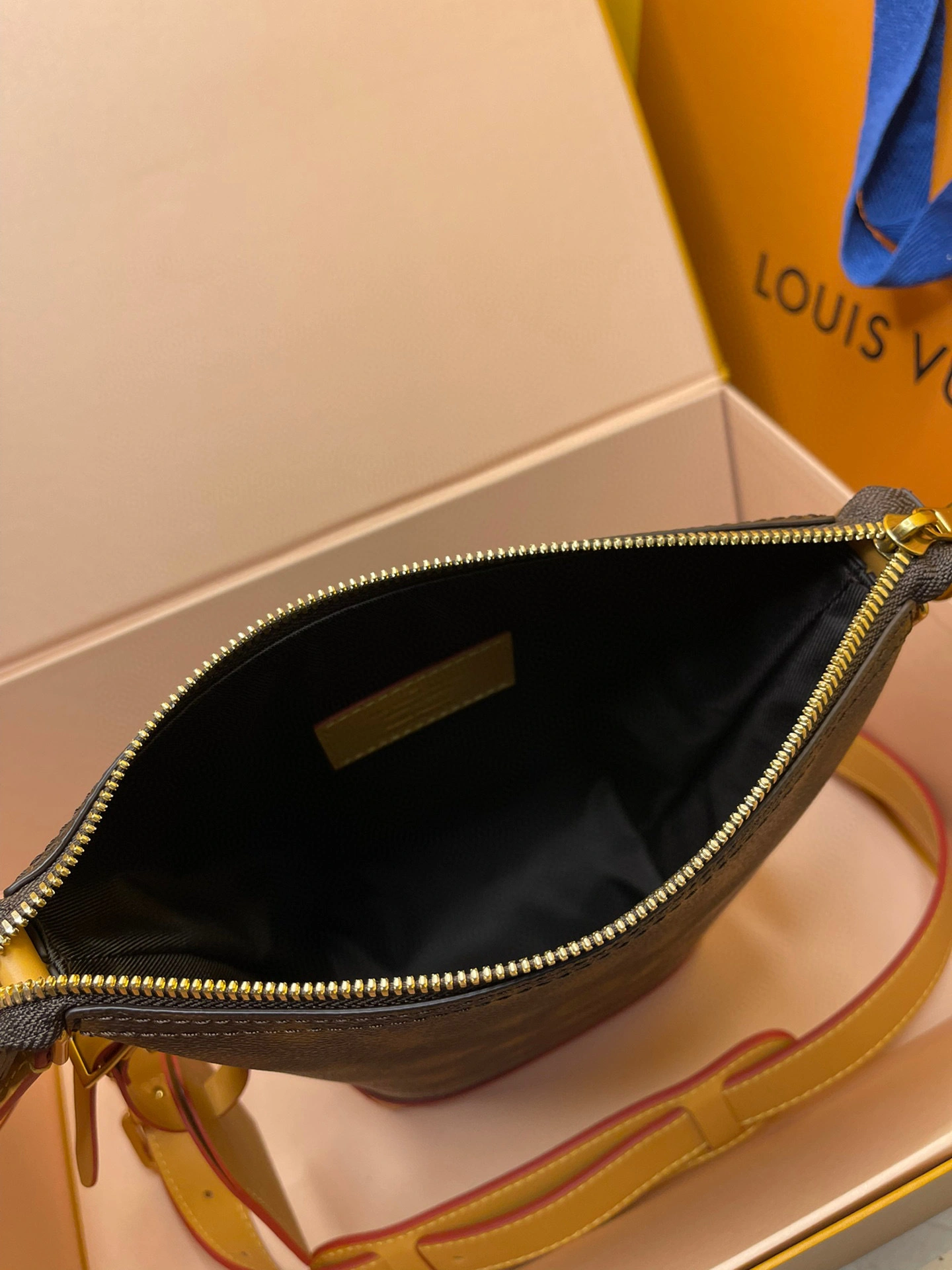 MOMO- high quality version M46241 Hobo Cruiser item：B-B182G3008C