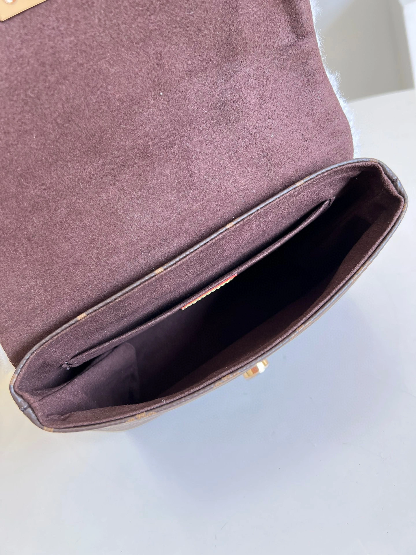 MOMO- high quality version M46318 2022 Locky BB item：B-B063J1710C