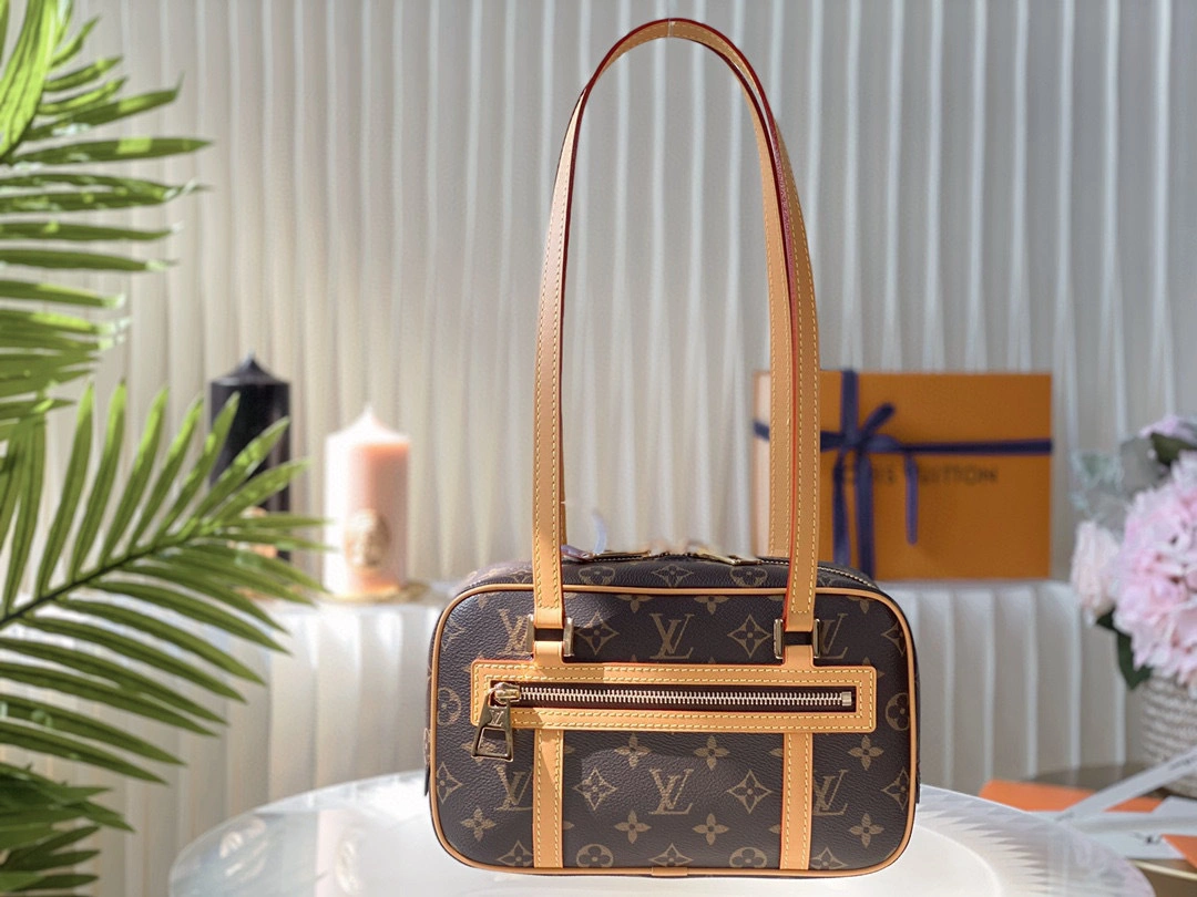 MOMO- high quality version M46321 item：B-B184I0703C
