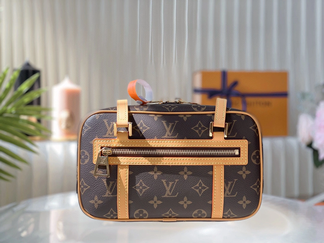 MOMO- high quality version M46321 item：B-B184I0703C