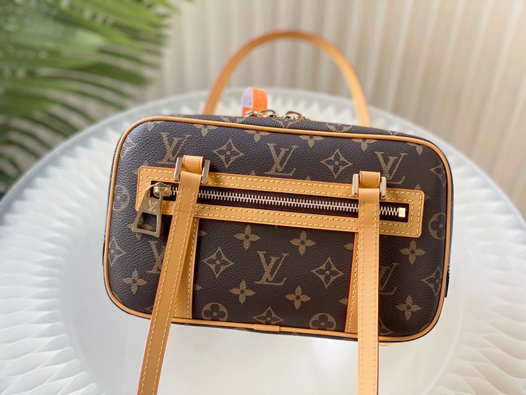 MOMO- high quality version M46321 item：B-B184I0703C