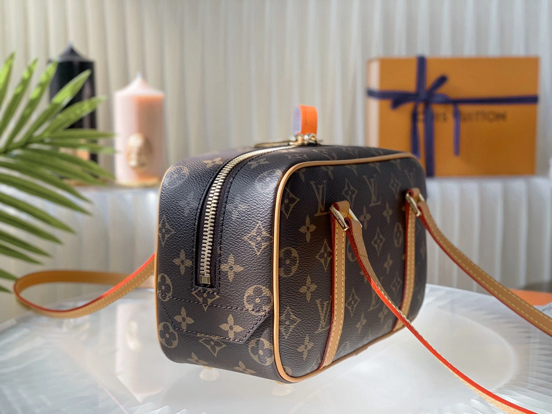 MOMO- high quality version M46321 item：B-B184I0703C