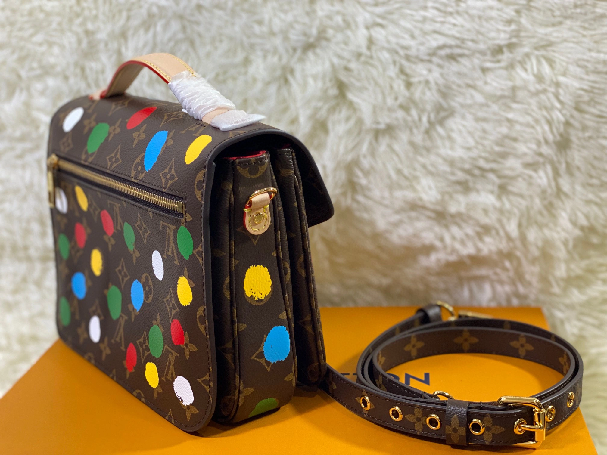 MOMO- high quality version M46384 Pochette Métis item：C-B564B0203C