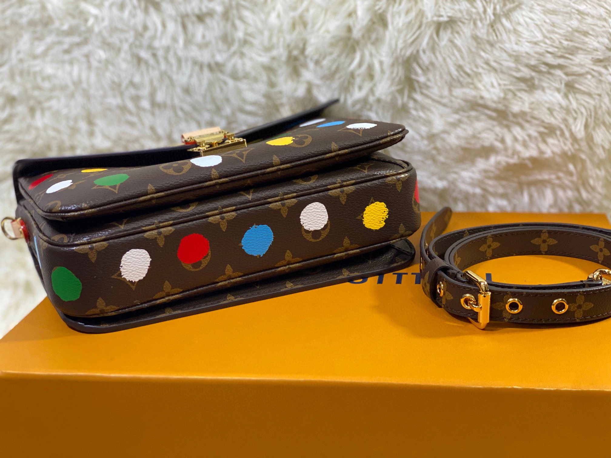 MOMO- high quality version M46384 Pochette Métis item：C-B564B0203C