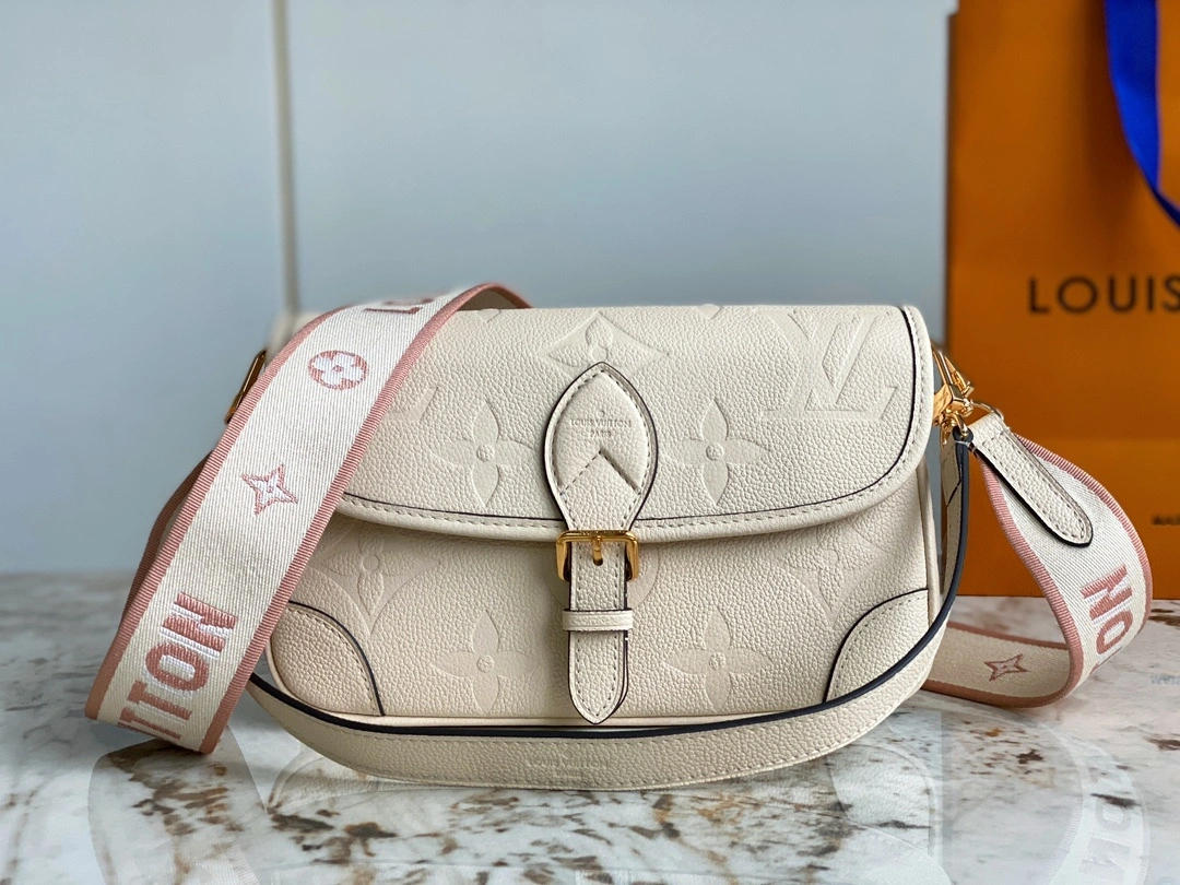 MOMO- high quality version M46388 Diane item：C-B000C2703C