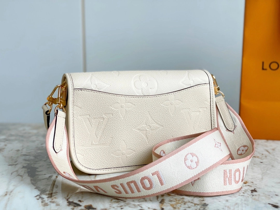 MOMO- high quality version M46388 Diane item：C-B000C2703C