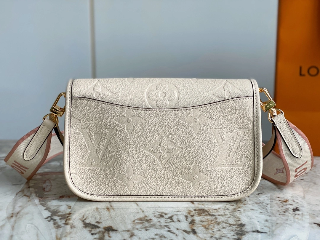 MOMO- high quality version M46388 Diane item：C-B000C2703C