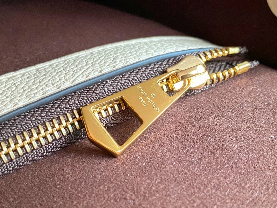 MOMO- high quality version M46388 Diane item：C-B000C2703C