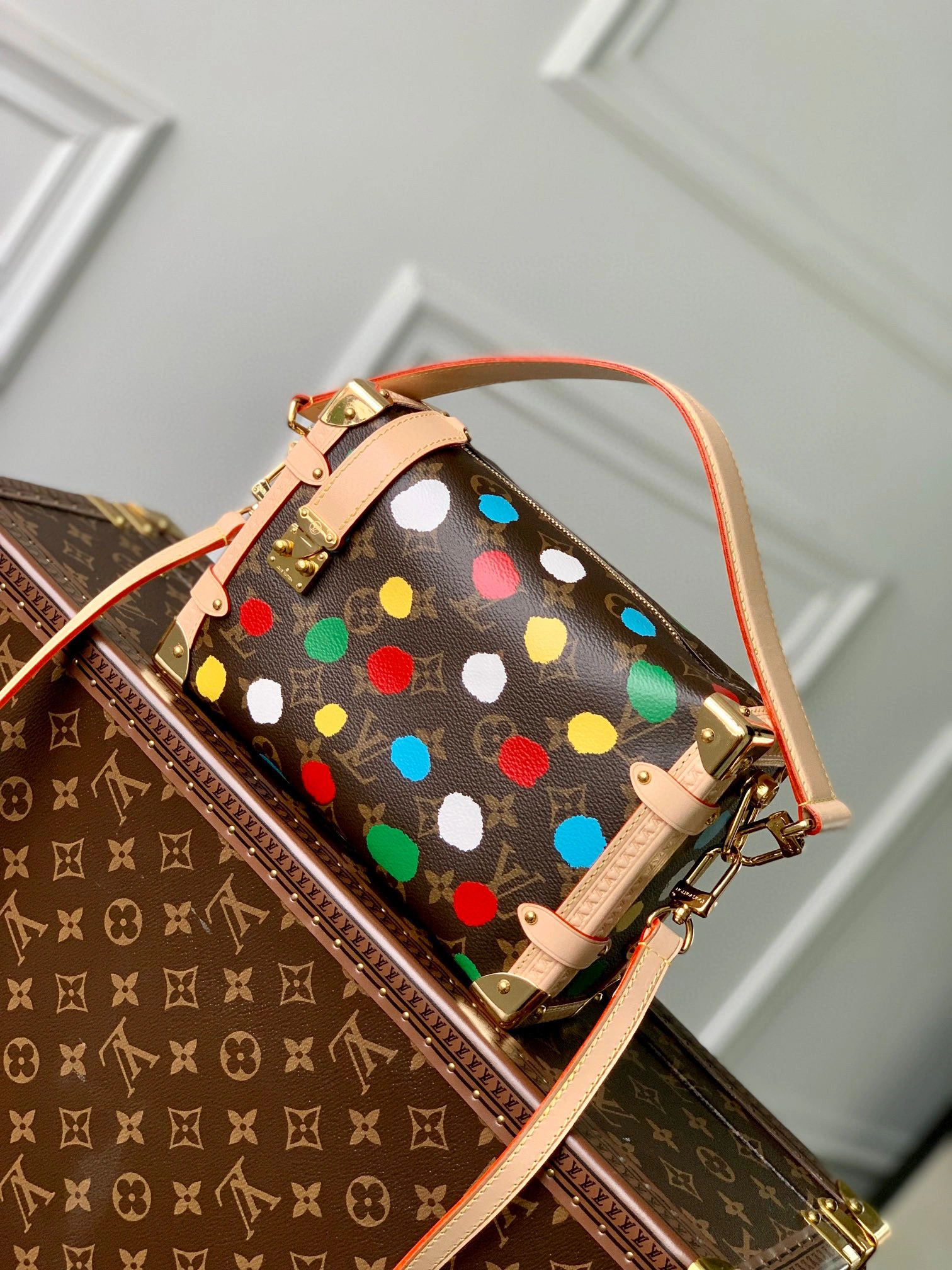 MOMO- high quality version M46396 Side Trunk item：C-B000A3121C