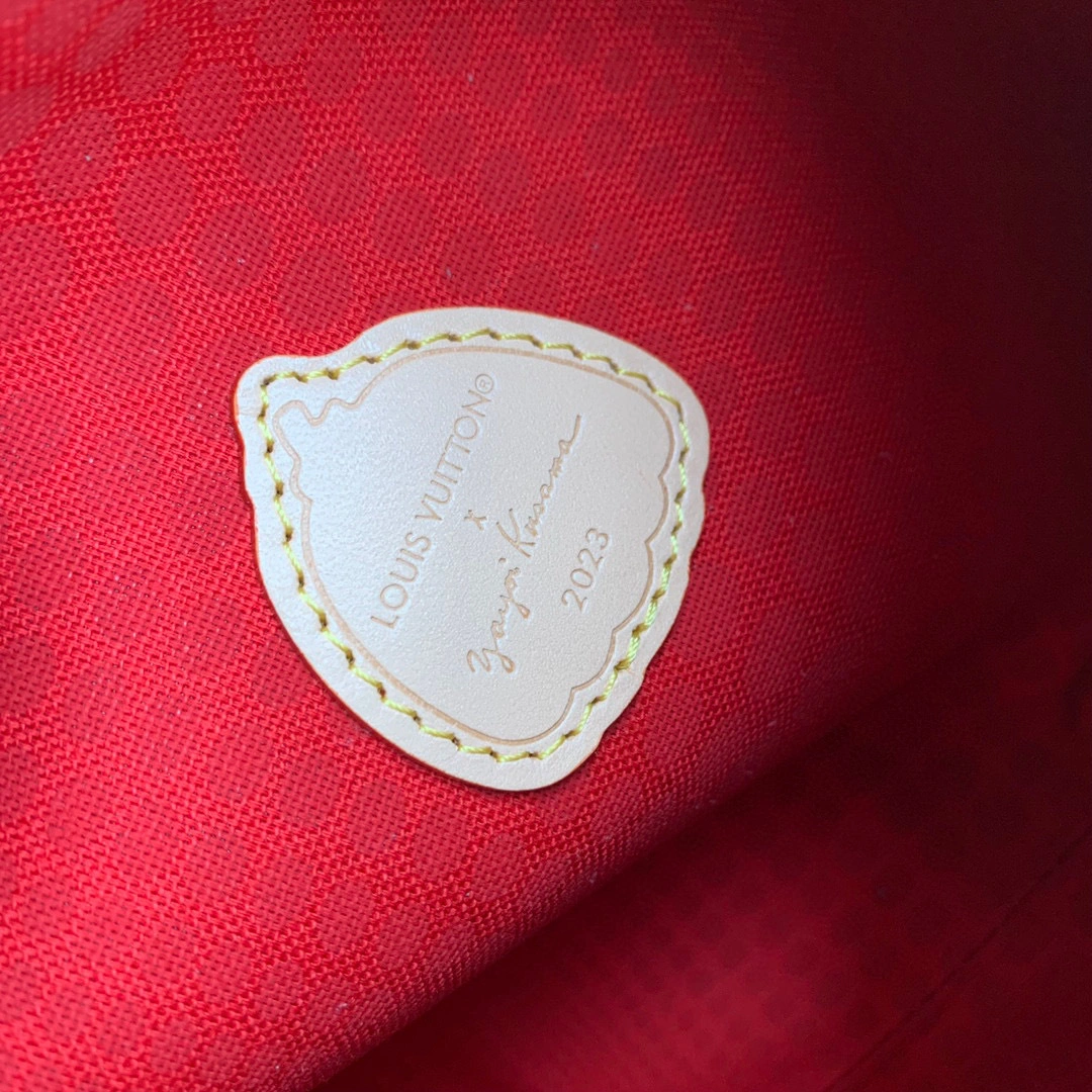 MOMO- high quality version M46396 Side Trunk item：C-B000A3121C