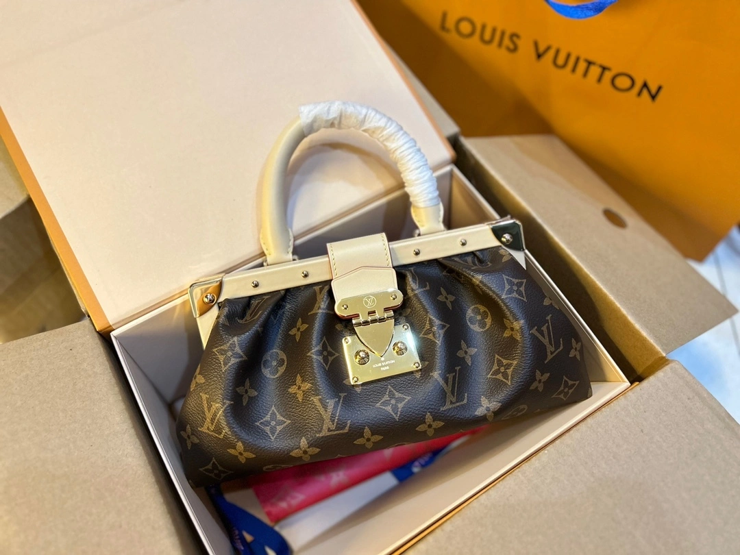 MOMO- high quality version M46544 Monogram Clutch item：C-B000C2401C