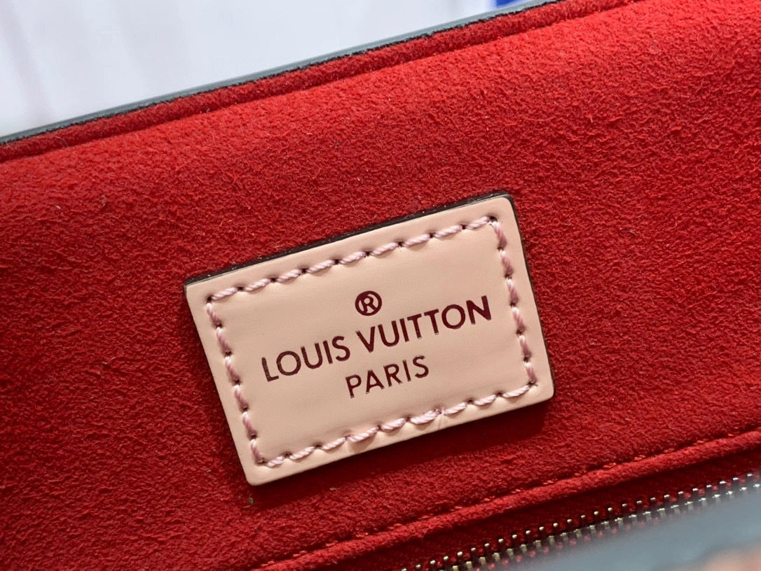 MOMO- high quality version M58659 Sac Plat BB Epi calfskin item：B-B063K0901C