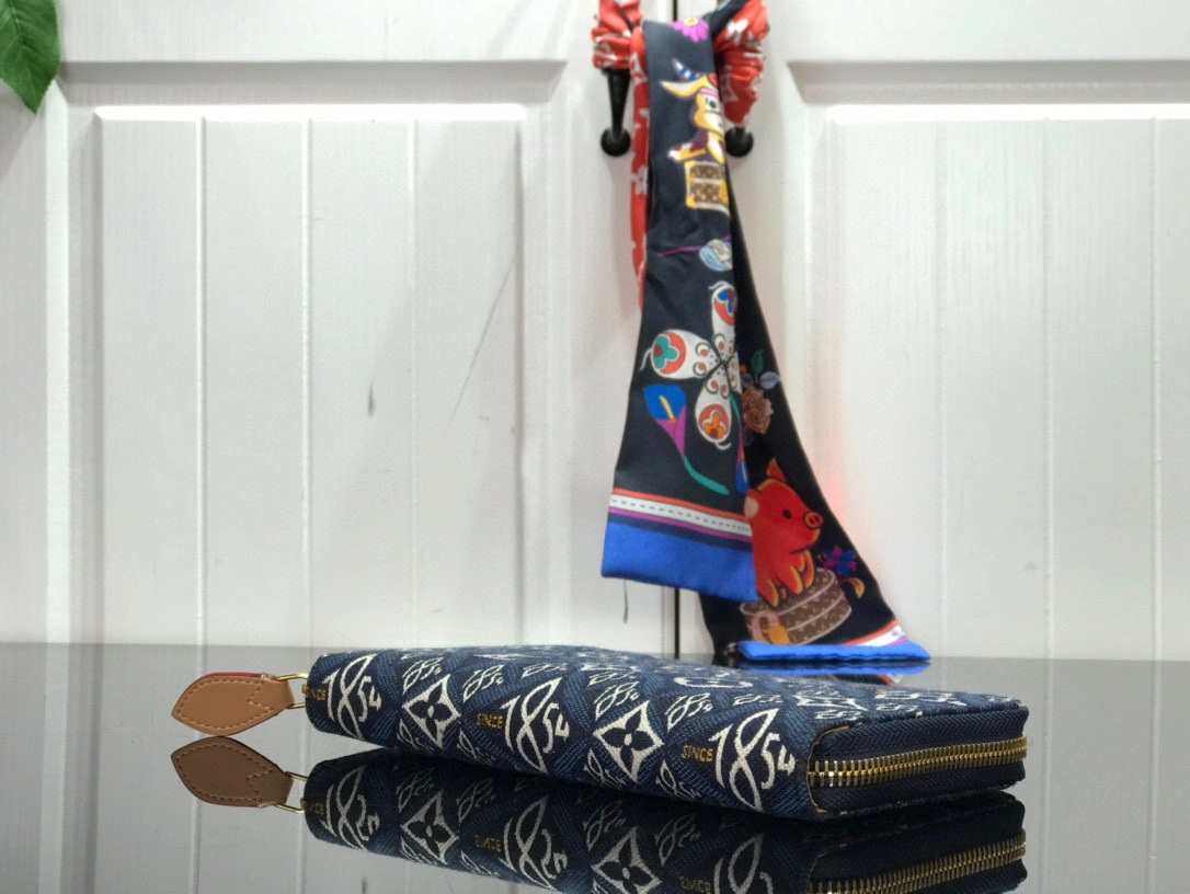 MOMO- high quality version M80212 SINCE 1854 ZIPPY WALLETZippy item：B-B174G3014C