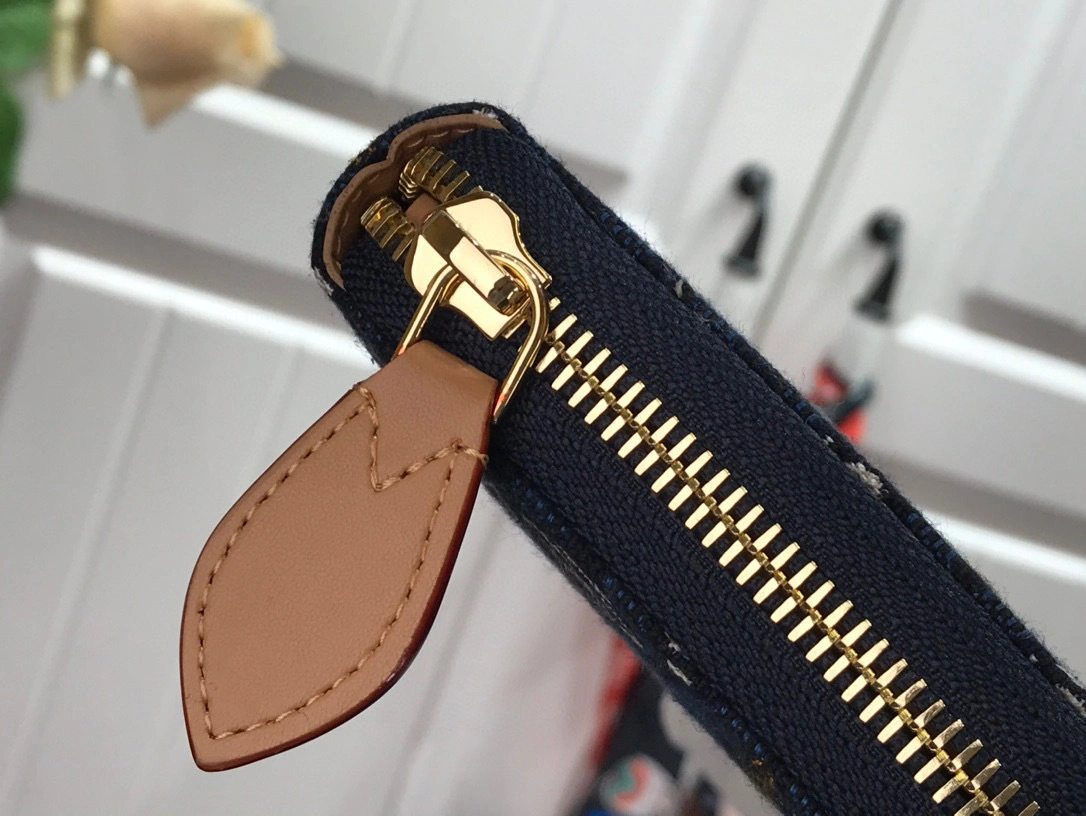 MOMO- high quality version M80212 SINCE 1854 ZIPPY WALLETZippy item：B-B174G3014C