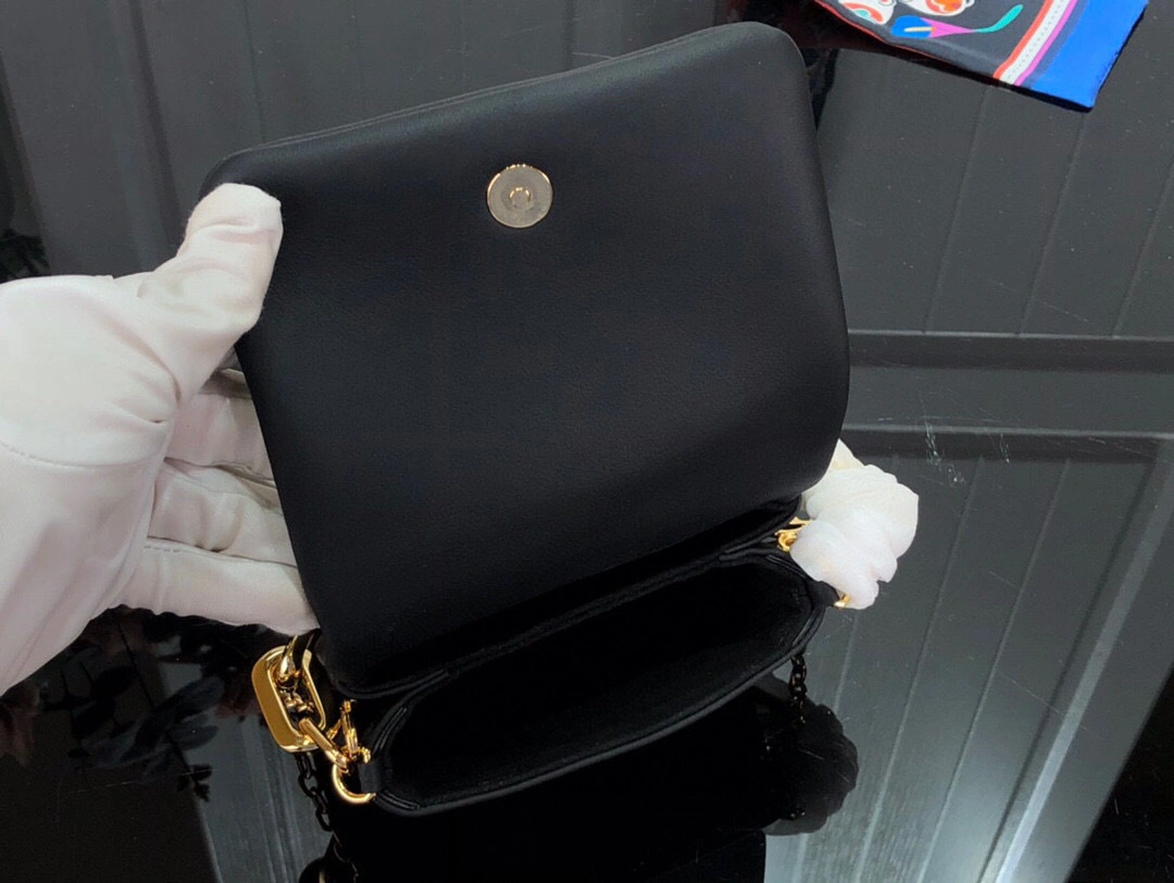 MOMO- high quality version M81125 BELTBAG COUSSIN item：B-B174J1705C