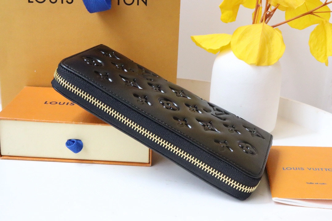 MOMO- high quality version M81510 item：B-B564K0523C