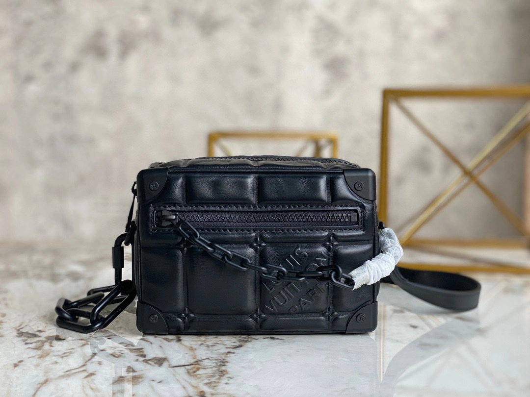 MOMO- high quality version M81611 MINI SOFT TRUNK cowhide item：B-B598K0909C