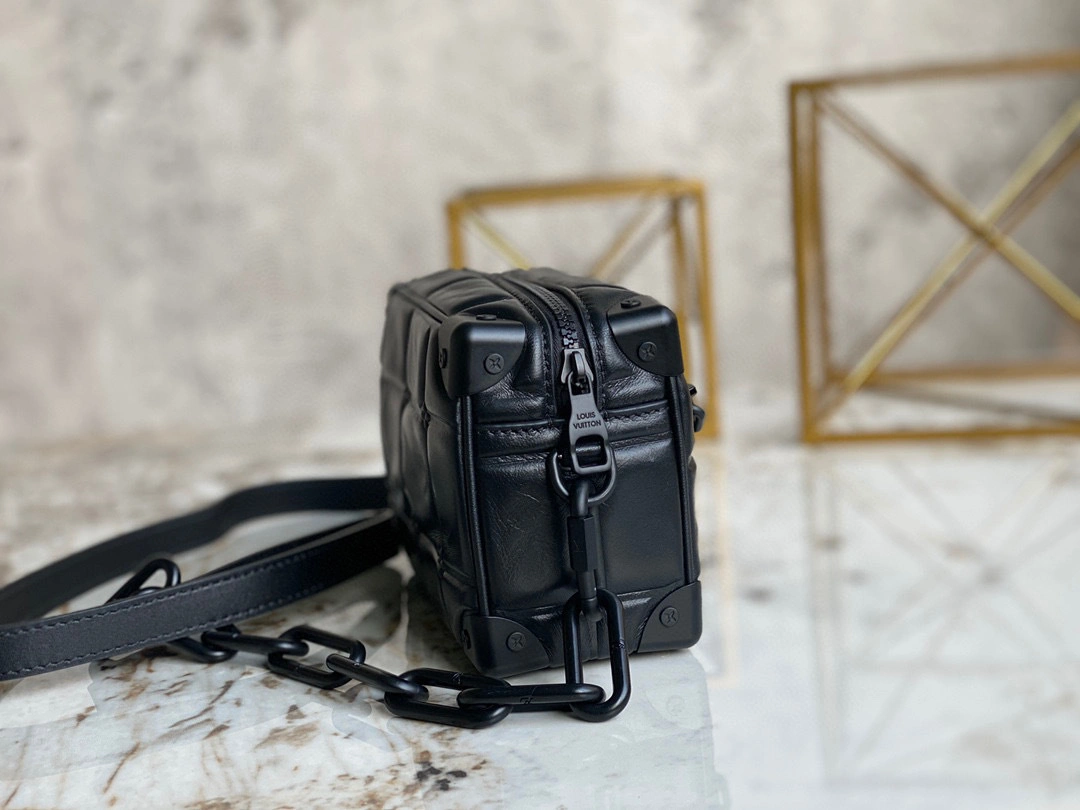 MOMO- high quality version M81611 MINI SOFT TRUNK cowhide item：B-B598K0909C