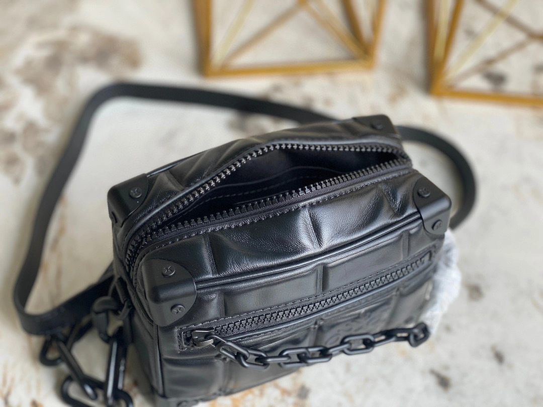 MOMO- high quality version M81611 MINI SOFT TRUNK cowhide item：B-B598K0909C