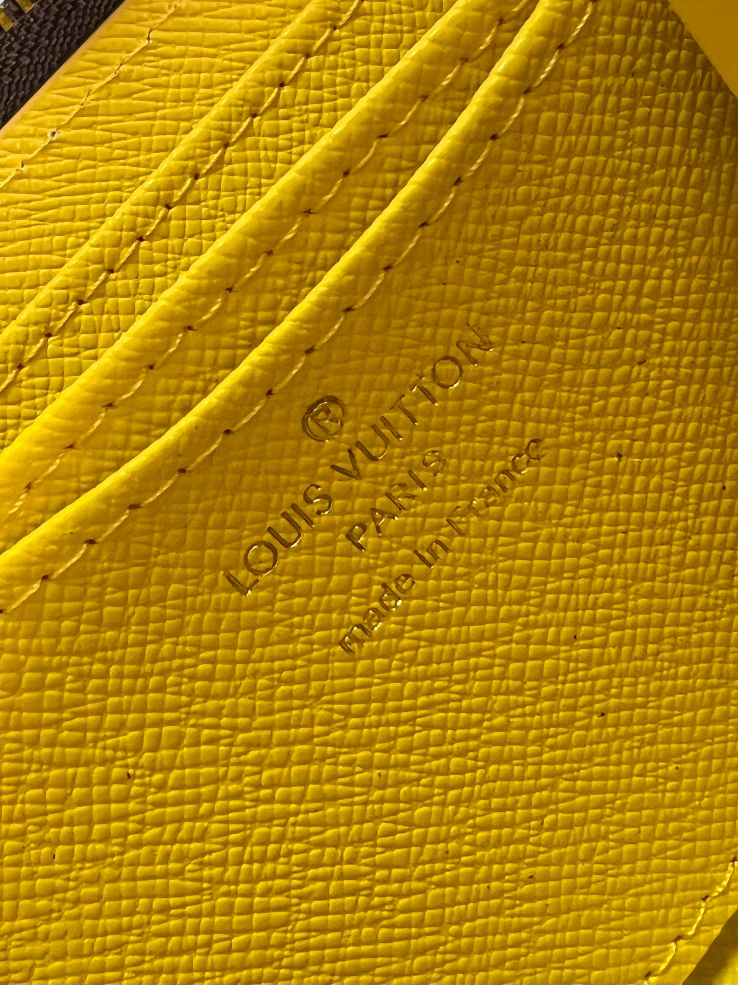 MOMO- high quality version M81629 Vivienne Holidays 2022 Zippy item：B-B106K0501C