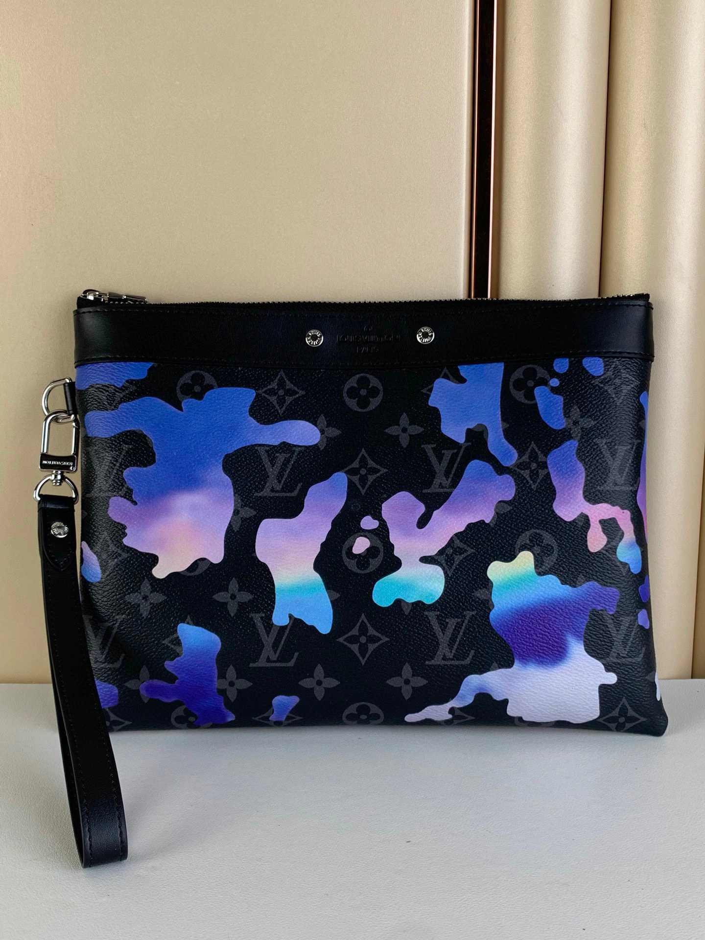 MOMO- high quality version M81848 item：C-B000B0205C
