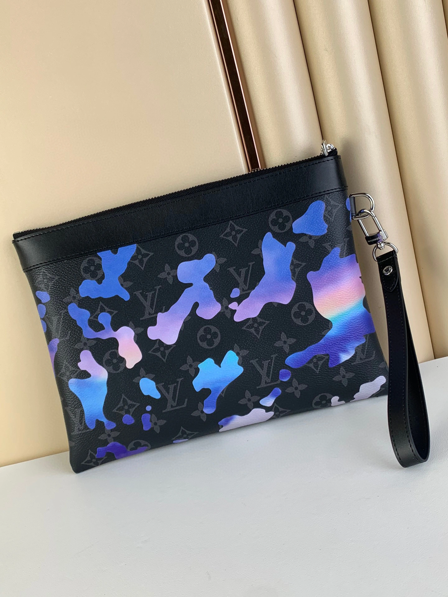 MOMO- high quality version M81848 item：C-B000B0205C