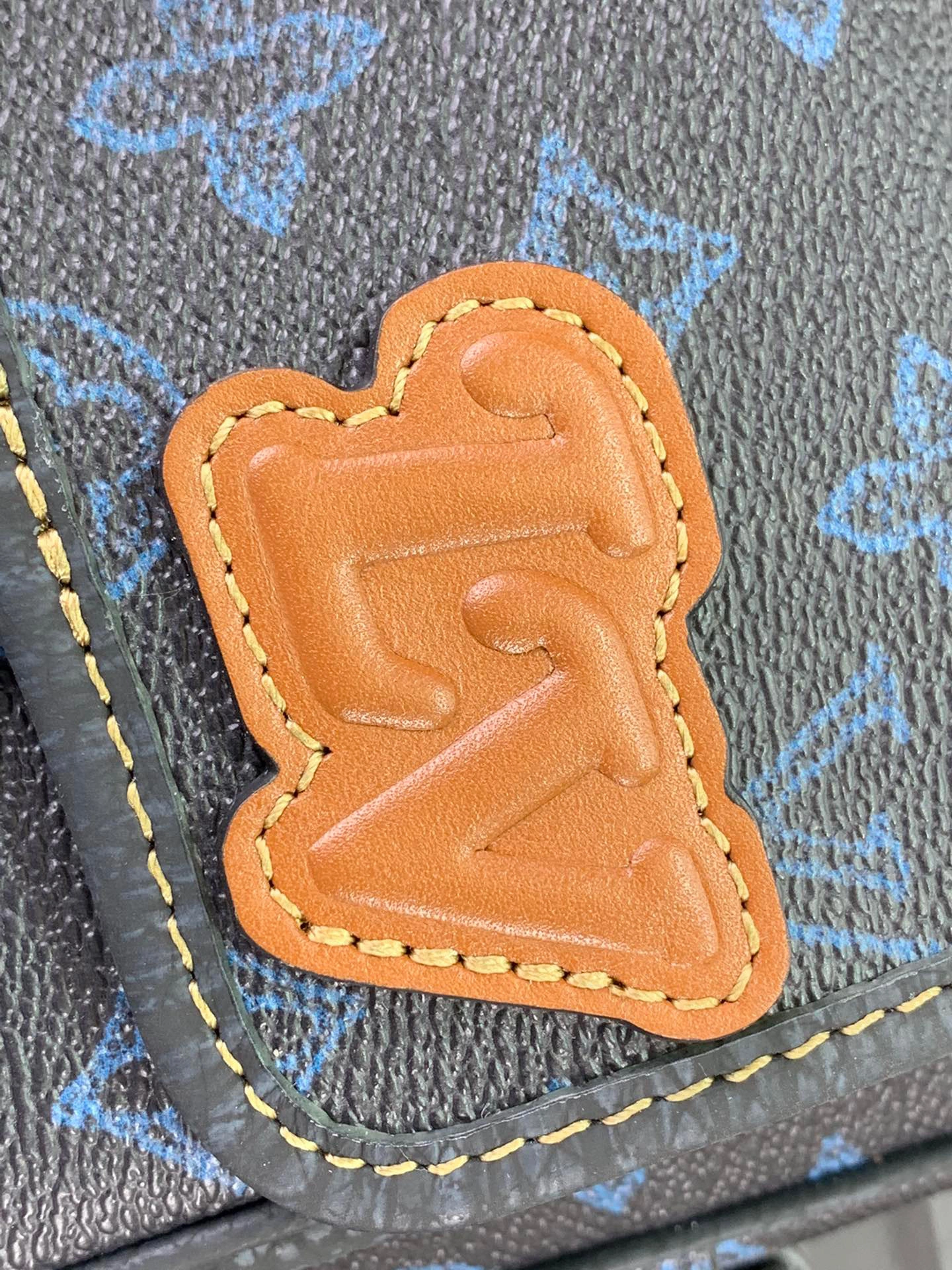 MOMO- high quality version M81854 CHRISTOPHER item：B-B063J1709C