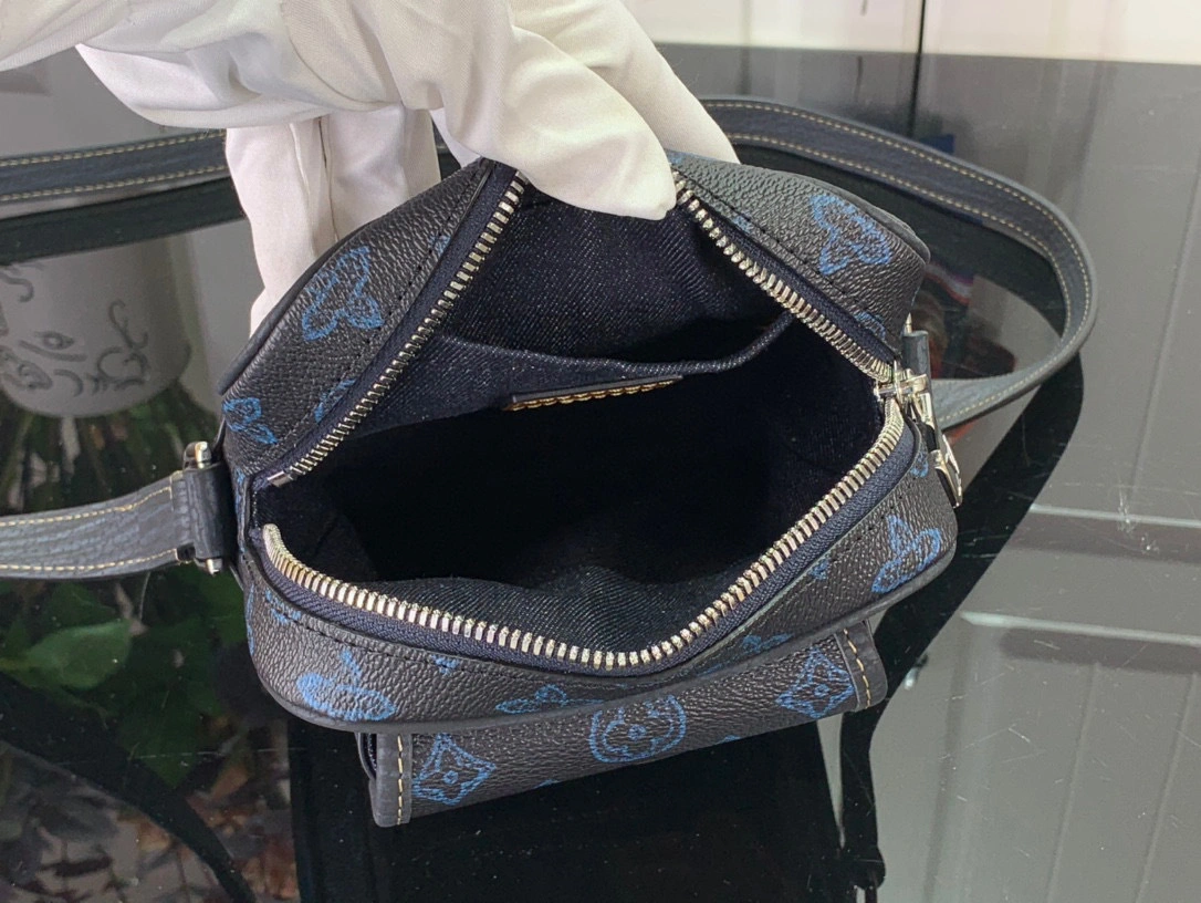 MOMO- high quality version M81854 CHRISTOPHER item：B-B063J1709C